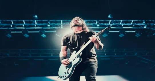 Foo Fighters "Your Favorite Toy" - Foo Fighters Perform "Your Favorite Toy" Live, Accidentally Create New Genre