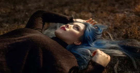 K-pop wellbeing - Manon's K-pop Wellbeing Break Blamed On Exhausting Effort To Appear Spontaneous