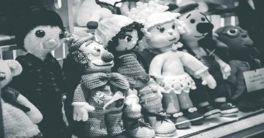 Mumford & Sons Prizefighter - Mumford & Sons 'Prizefighter' Album Chronicles Band's Epic Sock-Puppet Duels