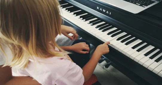 Tori Amos Stronger Together - Tori Amos Stronger Together With Dragon Daughter