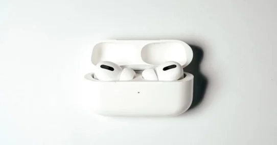 Apple Leadership Roster - Apple Adds Three Executives to 'Leadership Page Maintenance' Division
