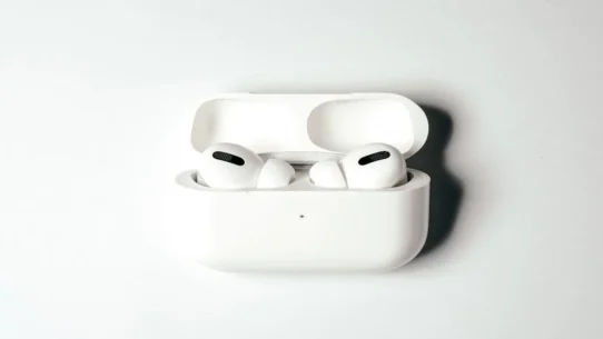 Apple Leadership Roster - Apple Adds Three Executives to 'Leadership Page Maintenance' Division