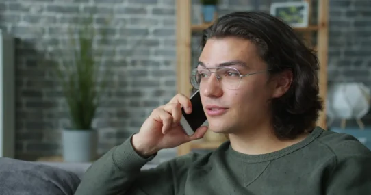 PopSockets - Man Builds PopSockets Empire After House Burns Down