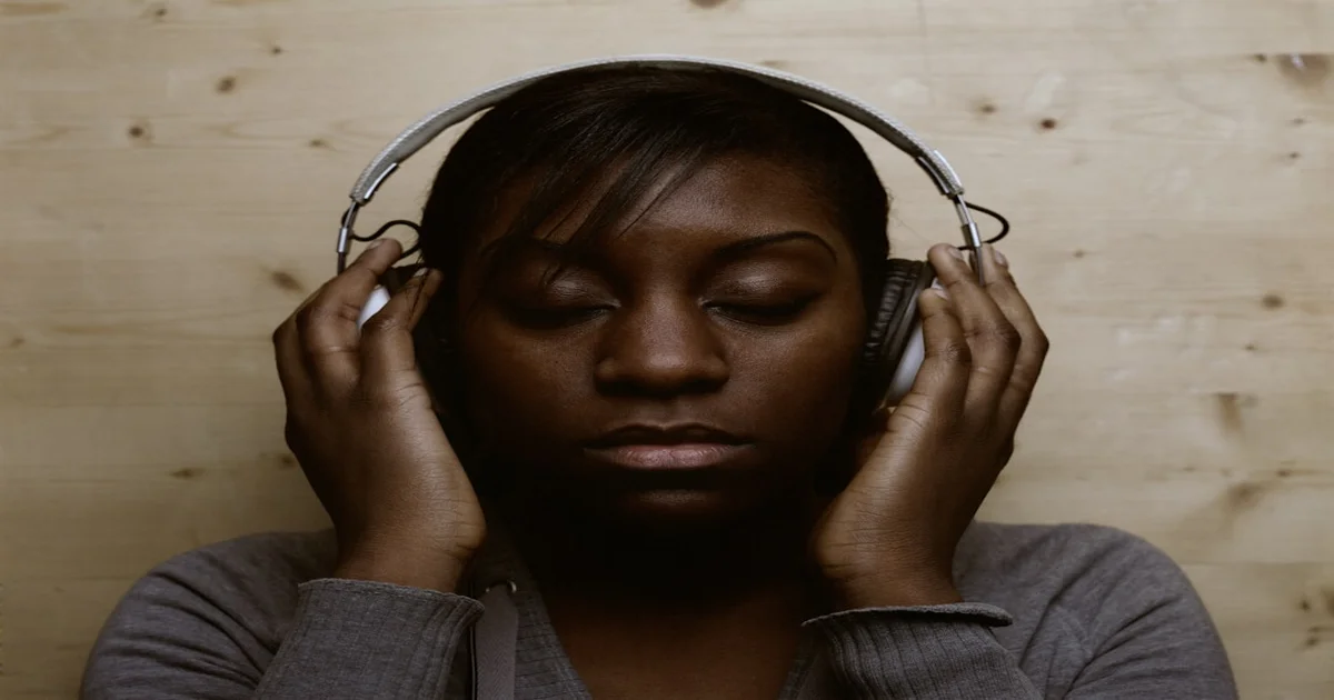 Modern Woman Daniel - Modern Woman's New Song 'Daniel' Is Quietly Confusing