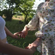 grass-fed grade A beef - Kacey Musgraves Squashes 'Grass-Fed' Beef With Miranda Lambert