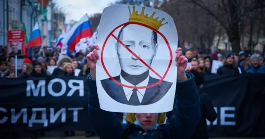 Putin pledges support for Iran - Putin Pledges Support for Iran, Offers Moral Backing for 'Whatever'