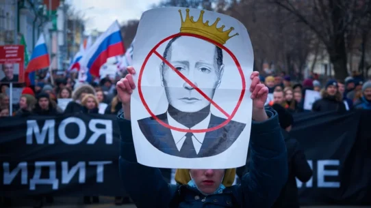 Putin pledges support for Iran - Putin Pledges Support for Iran, Offers Moral Backing for 'Whatever'