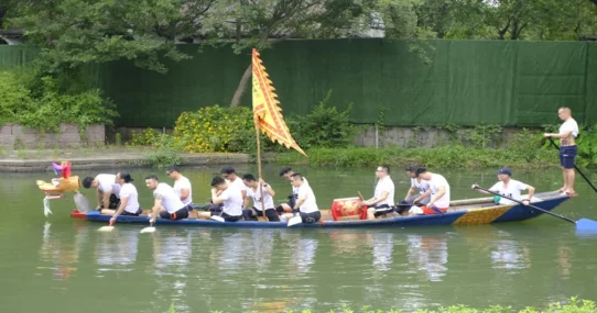 Tisza party - Tisza Party Sweeps Hungary, Promises Every Citizen A Free Canoe