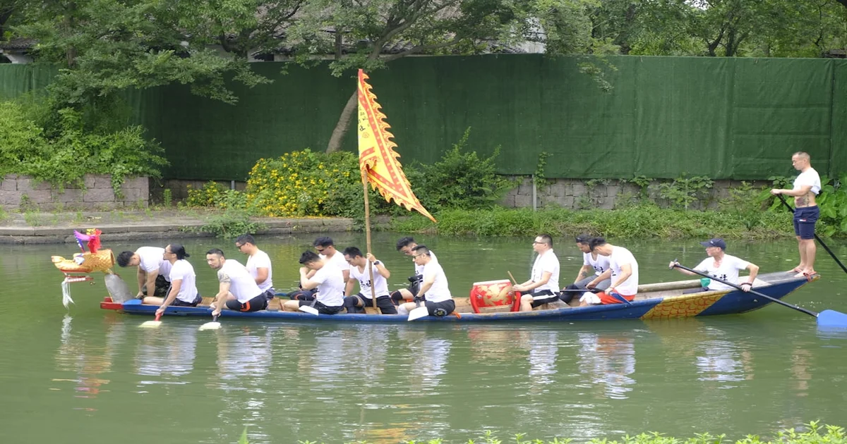 Tisza party - Tisza Party Sweeps Hungary, Promises Every Citizen A Free Canoe