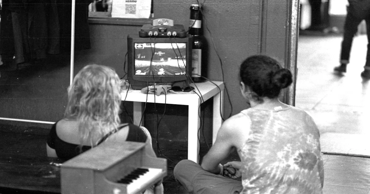 Bruce Hornsby The Way It Is - Bruce Hornsby Plays Fallon As Debut Album Turns 40