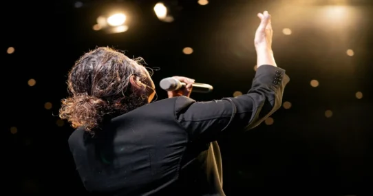 Carlos Vives Tour Al Sol - Carlos Vives Pours Colombian Pride Into Miami With Tour Al Sol