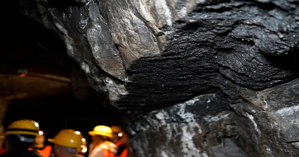 Chinese coal mine explosion - Chinese Coal Mine Explosion Blamed on Excessive Workplace Joy