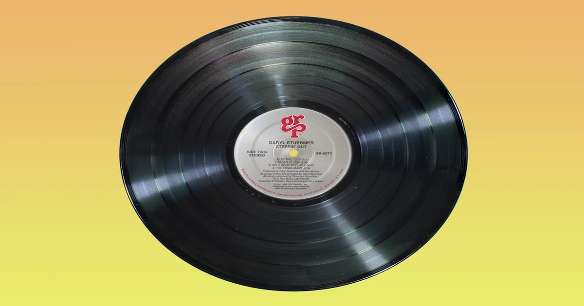 Bb Trickz 'Le Le' - Columbia Records Grapples with Indie-Sounding Bb Trickz 'Le Le'
