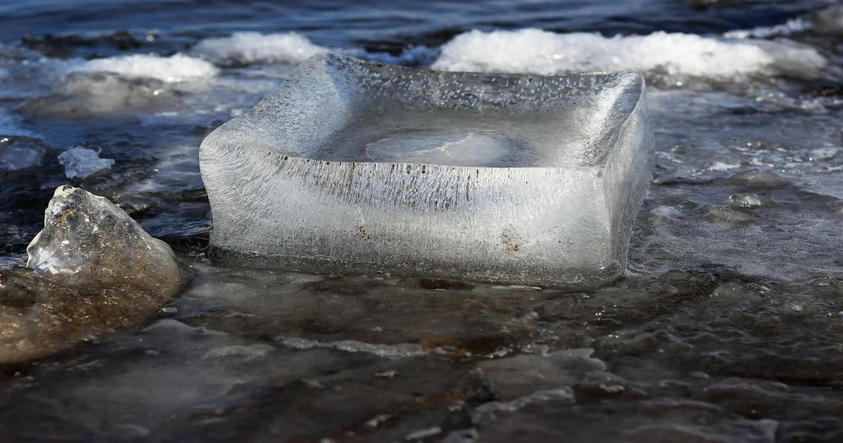 Drake Iceman album - Drake Drops Iceman Album After Leaving It In Block Of Ice