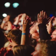 Dua Lipa Tame Impala - Dua Lipa Joins Tame Impala In London, Stuns Crowd With Expected Collaboration
