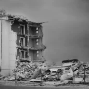 Philippines building collapse - Experts Blame 'Jenga-Inspired' Design for Philippines Building Collapse