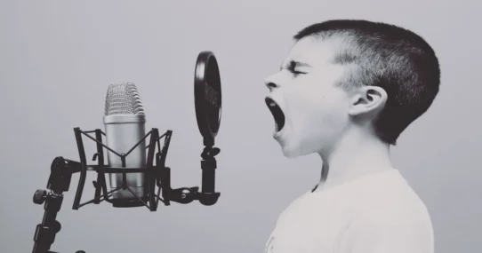 Dale Ritmo Outreach - Lenny Tavárez Launches Dale Ritmo Outreach, Teaches Kids How To Lip Sync Properly