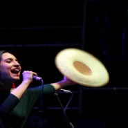 Phoebe Bridgers Roswell - Phoebe Bridgers Debuts New Songs At Roswell Pop-Up Show, Asks If Aliens Know Her Chord Progressions