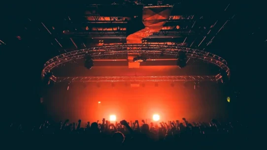 Beabadoobee New Album Pylon - Beabadoobee Details New Album Pylon, Reveals It's Actually a Giant Traffic Cone