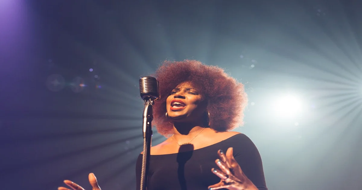 Erykah Badu tour - Erykah Badu Announces Tour With Alchemist, Vows To 'Ground The Astral Plane'