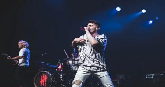 Niall Horan Australian return - Niall Horan Hints at Australian Return, New Album 'Dinner Party' Fuels Speculation