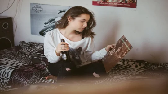 You Seem Pretty Sad - Olivia Rodrigo's 'You Seem Pretty Sad' Hits No. 1; Fans Wonder If She's Okay