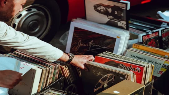 Mutiny After Midnight - Sturgill Simpson Puts Johnny Blue Skies' Mutiny After Midnight On Streaming