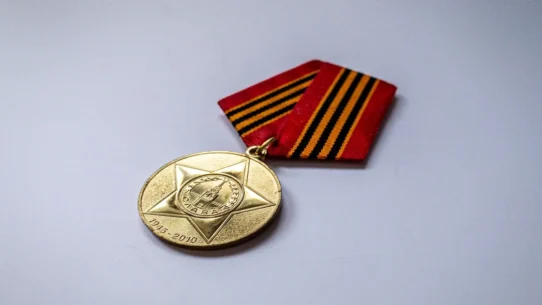 Zelenskyy returns honor - Zelenskyy Returns Poland's Highest Honor, Requests Gift Receipt