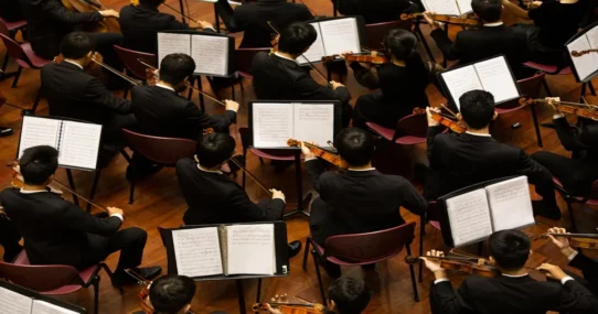 Dudamel LA Phil Venezuela - Gustavo Dudamel, LA Phil Benefit Concert Set To End Venezuela's Problems