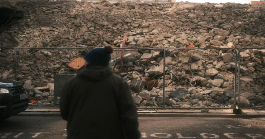 Venezuelan security guard - Venezuelan Security Guard Pulled from Rubble, Claims Basement 'Cozy'