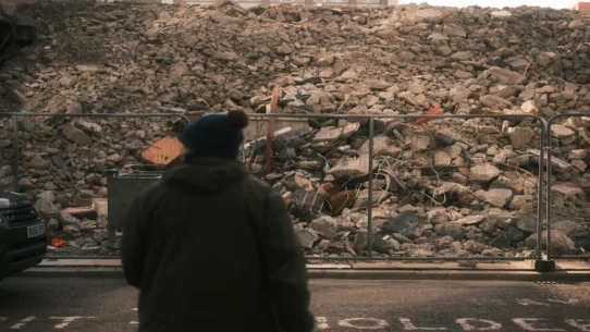Venezuelan security guard - Venezuelan Security Guard Pulled from Rubble, Claims Basement 'Cozy'